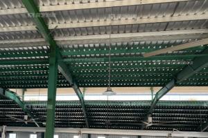 钢结构丝瓜视频黄色版安装光伏，屋面加固势在必行